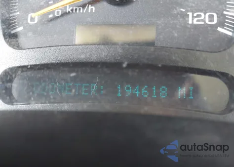 2005 GMC Yukon Xl C1500 from USA, damaged, VIN 1GKEC16Z55J134551